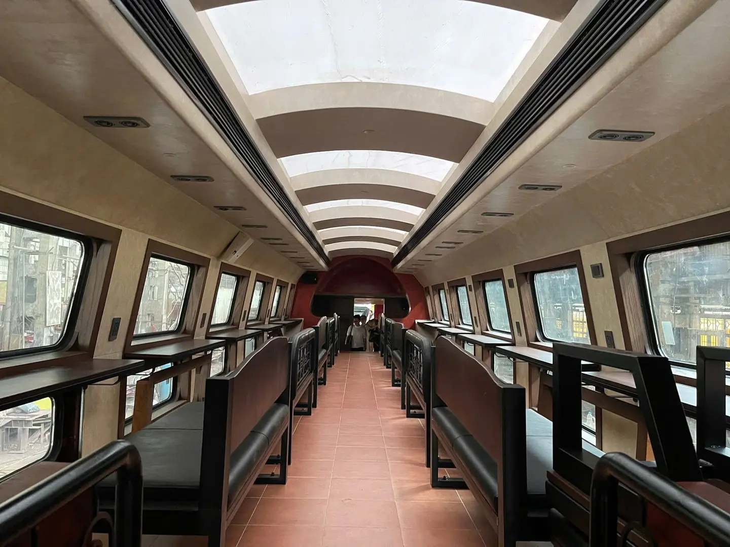 The Hanoi Train